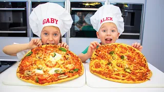 Pizza Challenge | Family Fun with Gaby and Alex Show