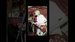 Kurt cobain changes the lyrics of love buzz #kurtcobainguitar #music #nirvanaband #band #grunge