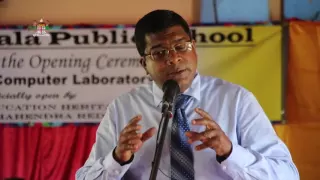 Fijian Education Minister opens Computer Lab and Library at Malamala Public School.