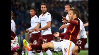 Francesco Totti scores TWICE in last five minutes for Roma after coming off the bench to