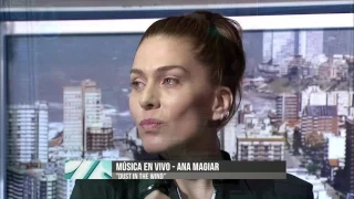 Ddiez | Música en Vivo con Ana Magiar: "Dust in the Wind"