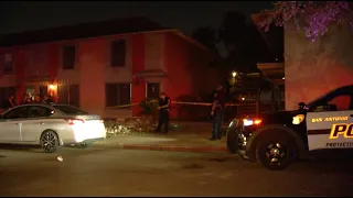 Man killed in shooting at West Side apartment, 4 suspects on the run, San Antonio police say