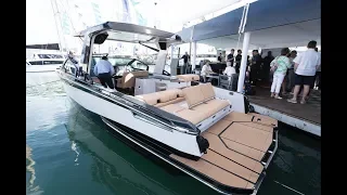 First Look: All-New Aviara AV32 Sterndrive | Luxury Day Boat