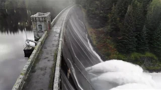 Laggan Dam and River Spean (4k) / Represa de Laggan e Rio Spean (qualidade de video 4k)