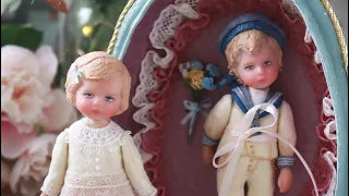 Миниатюрные ватные куклы в ретро-стиле