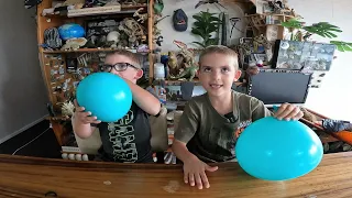 Kids voice changer with helium balloons