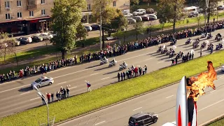 Байкеры Ночные Волки везут Олимпийский огонь в Москве из Внуково в Кремль, Ленинский пр. 06.10.2013