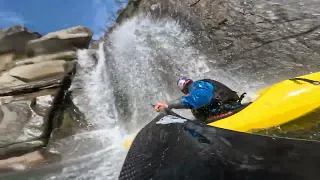 Kayaking Bald rock with the Lämmlers. Epic canyon !