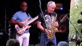 'Jazz Fusion Legends' Spyro Gyra - "Morning Dance" (LIVE) TCMC 'Buffalo'