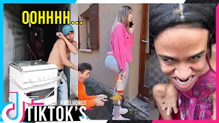 TIKTOK FINAL DE ANO - Os TIKTOKS Mais ENGRAÇADOS Na Semana De DEZEMBRO!