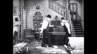 Laurel & Hardy... Dancing