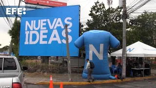 La lluvia y la ausencia de la oposición a Bukele marcan la jornada previa a las elecciones