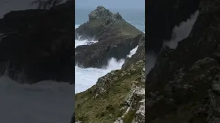 Storm Eunice large waves hit Cornwall 🌊