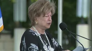 Survivors recount horrors their families endured during Holocaust Remembrance Day ceremony