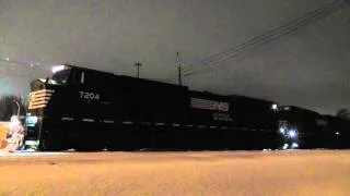 NS SD80MAC 7204 and 7213 Idle and Power up!! deep drone!