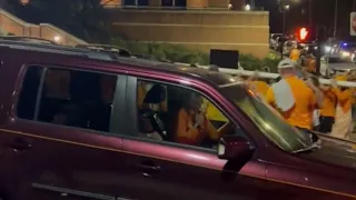 Tennessee fans take the goalposts out of the stadium and into the river