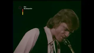 Berliner Jazztage 1970 w/ Sun Ra, Leon Thomas, Dave Brubeck & Gerry Mulligan (from German newsreel)