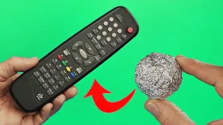 Just Put Aluminum Foil On The Remote Control And You'll Be Amazed! How To Fix Any TV Remote Control!