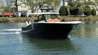 2023 Scout 425 LXF Boat For Sale at MarineMax Kent Island, MD
