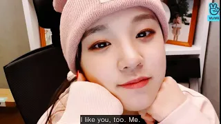 Yuqi being in love with herself
