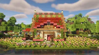 Minecraft: Aesthetic Strawberry Cottage Tutorial / Mizuno's 16 Craft Resource Pack