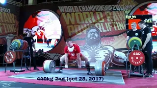 Closer look at 440kg lift by Yuri Belkin at WRPF Pro 2017.  2nd 440kg