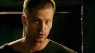 Anthony Higgins and Til Schweiger in "Bandyta"