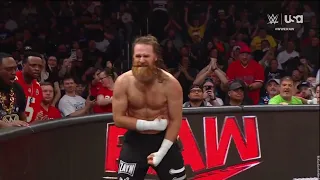 Bronson Reed vs. Sami Zayn - WWE RAW 4/29/2024