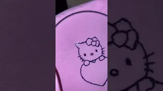 Нашивка на футболку *hello kitty*