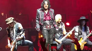 Alice Cooper - Poison, Qudos Bank Arena Sydney Australia 2020