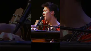 Don’t You Know… that @jacobcollier is a wizard with the vocoder  🎹