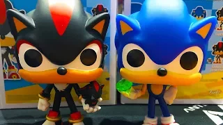 Funko POP! Games Sonic The Hedgehog and Shadow With Chao Figure Unboxing