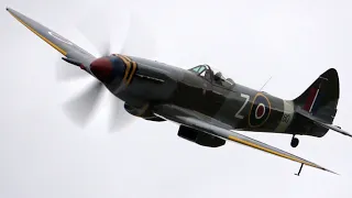 4Kᵁᴴᴰ Spitfire Mk.18 vs. P-51 Mustang LOW TAILCHASE - EPIC SOUND !! @ Hangar10