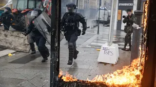 Landesweite Proteste gegen Macrons Rentenreform halten an