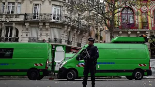 В Париже захвачены заложники вооруженным злоумышленником