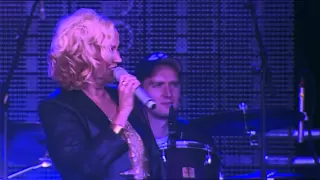 Stockholm Pride 2013 - Agnetha Fältskog tar emot pris