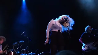 Dream Wife - Hey Heartbreaker – Live in Oakland