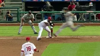 SF@PHI: Galvis starts the double play, call stands