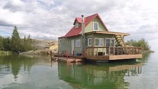 Houseboat Bay - Great Slave Lake - Yellowknife NWT