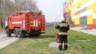 Пожарные приготовились к разминированию ТЦ "Астор" в Бердске