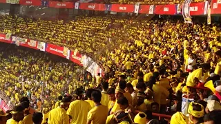 ISL KERALA  BLASTERS FANS MEXICAN WAVE