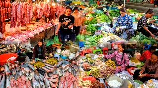 Fish Market. Fresh Food, Dessert, Oranges, Shrimp, Chicken, Apple, Fish, Pork. Cambodian Market