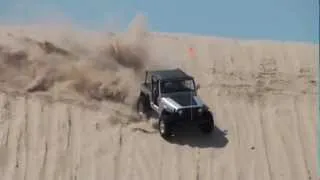 JEEP WRANGLER playing on test hill Silver Lake Sand Dunes