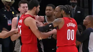 DeMar DeRozan Fights Enes Kanter After He SMACKS His Head !