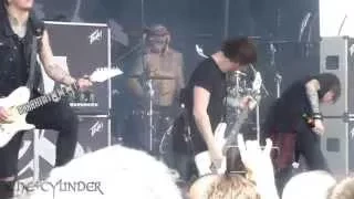 Asking Alexandria - Run Free - Live 6-28-15 Vans Warped Tour