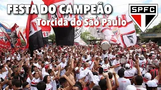 TORCIDA DO SÃO PAULO COMEMORANDO O TÍTULO DO PAULISTA 2021