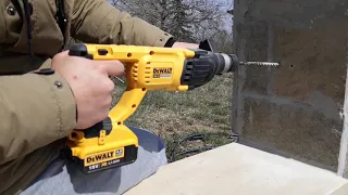 Акумулаторен перфоратор DeWALT DCH133, лекота, мобилност и сила