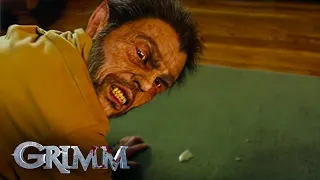 Monroe Fights With the Wildermann | Grimm