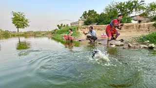 Village Fishing Video 🎣🎣 | Two Lady & a Boy Amazing Hook Fishing in Village Pond in beautiful nature