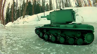 Rc Tank KV-2 across the frozen river!. Heng Long 1/16 scale, 7.0 version.